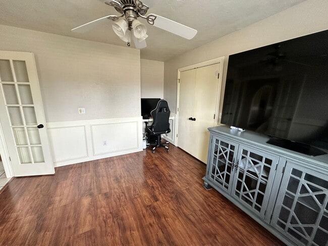 Building Photo - FOR RENT: Charming 4-Bedroom, 2-Bath Home ...