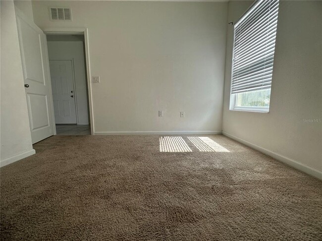 Building Photo - 819 Fillmore Ct