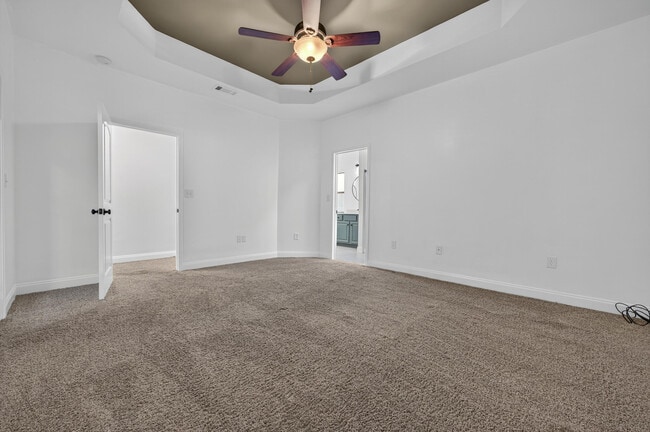 Building Photo - 603 Red Fern Rd