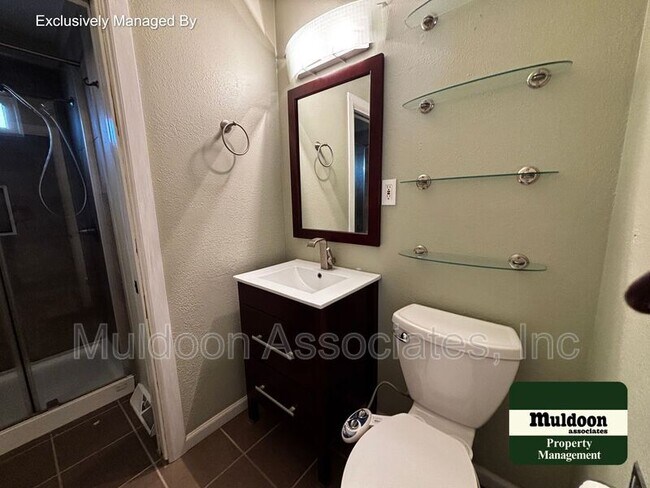 Building Photo - 610 N Tower St