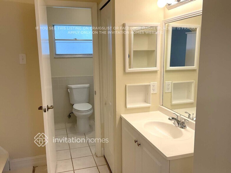 Building Photo - 5206 Ardmore Dr