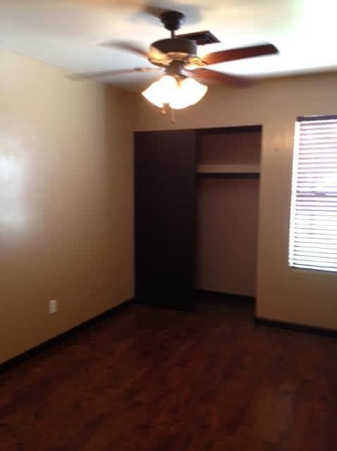 Building Photo - 3 Bedroom Condo in Sunset Mesa