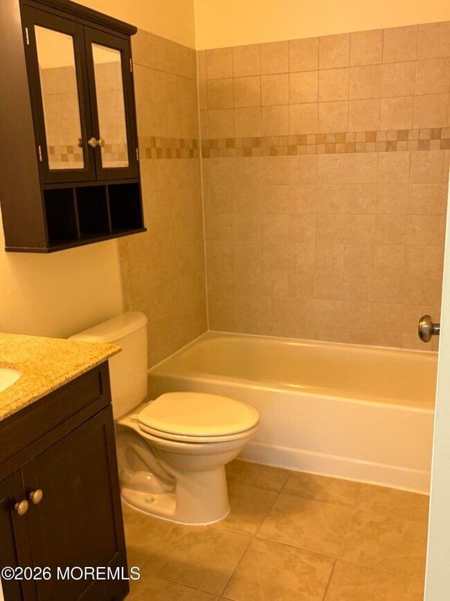 Building Photo - 231 Atlantic St