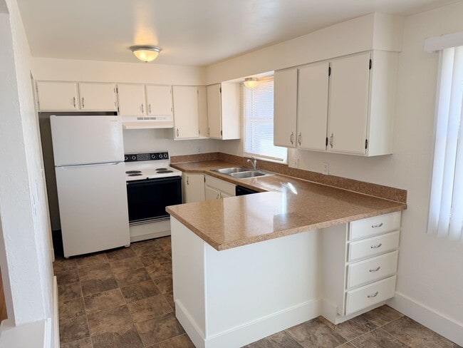 Building Photo - Charming 3 Bed, 1 Bath Home in Pocatello!