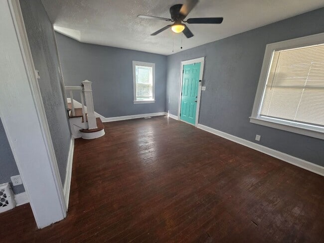 Building Photo - Charming 4 Bedroom, 2 Bath Home with Character & Space