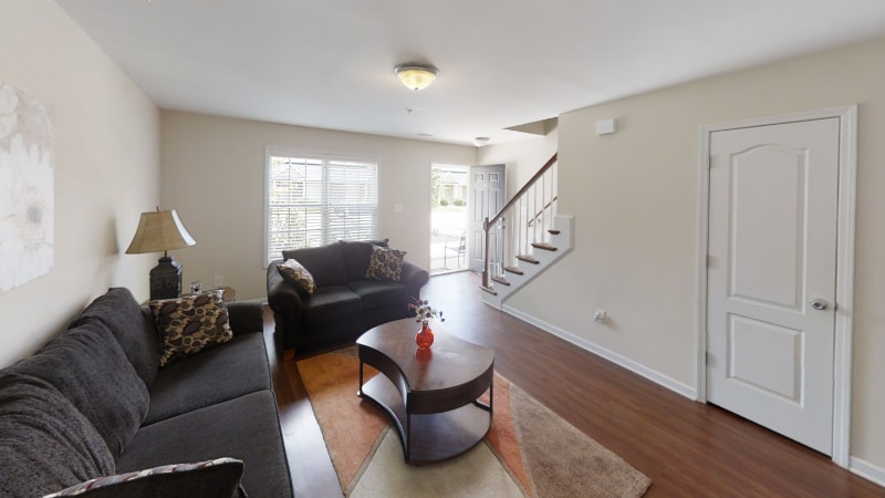 Building Photo - 347 Family Lodge Dr