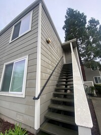 Building Photo - 332 Norris Canyon Terrace