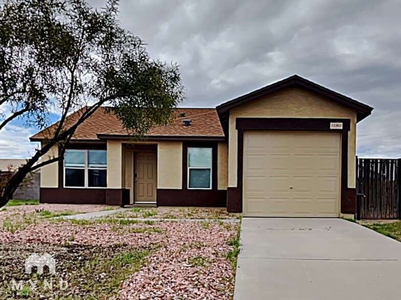 Primary Photo - 11903 W Cabrillo Dr