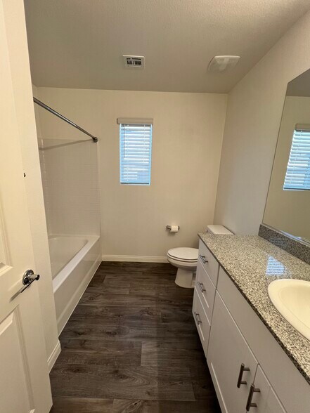 Building Photo - 12185 Scarlet Ember Rd