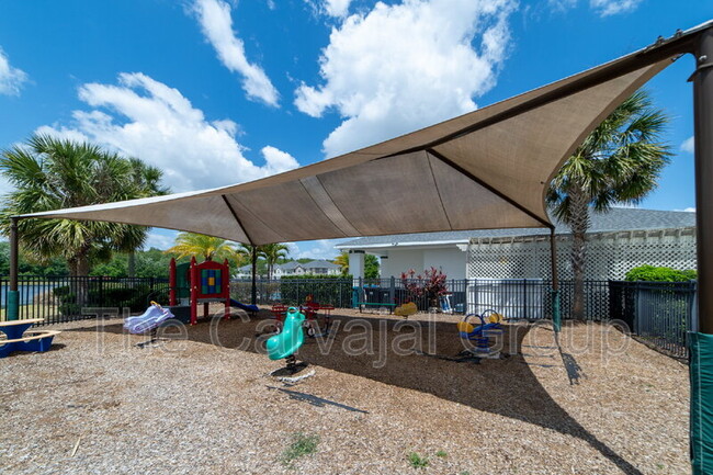 Building Photo - 6646 S Goldenrod Rd