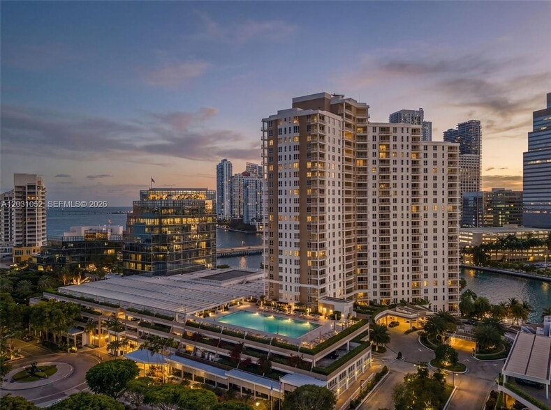 Building Photo - 701 Brickell Key Blvd
