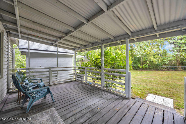 Building Photo - 6110 Lynnwood Ave