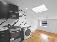 Building Photo - "Charming 2-Bed Oasis in Brooklyn's Heart – Your Perfect Urban Retreat!"