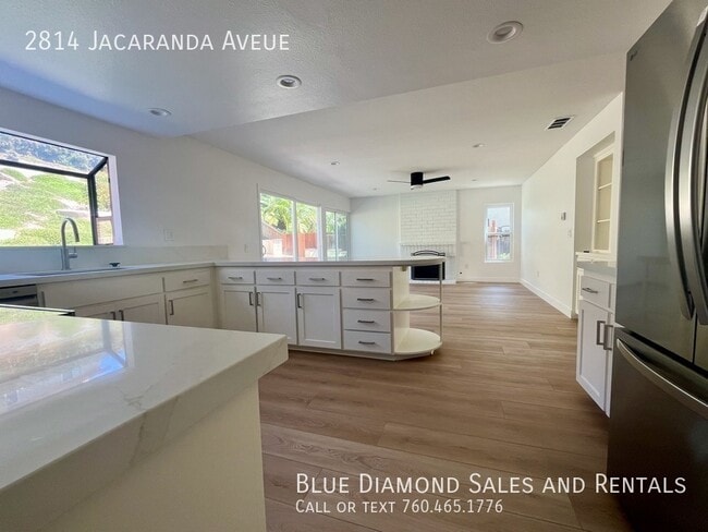 Building Photo - 2814 Jacaranda Ave