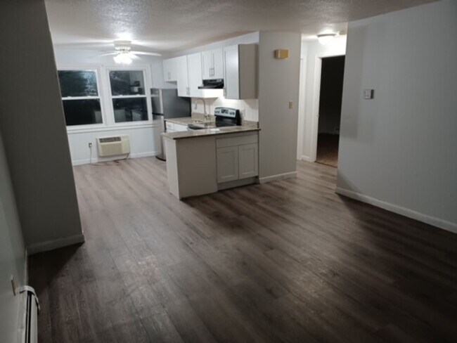 Building Photo - 21 Horne St