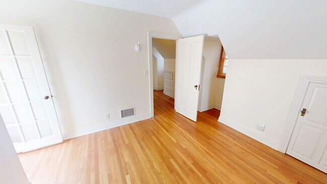 Building Photo - Charming Cape Cod Home | Hardwood Flooring