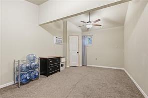 Building Photo - 111 Oaktree Ln