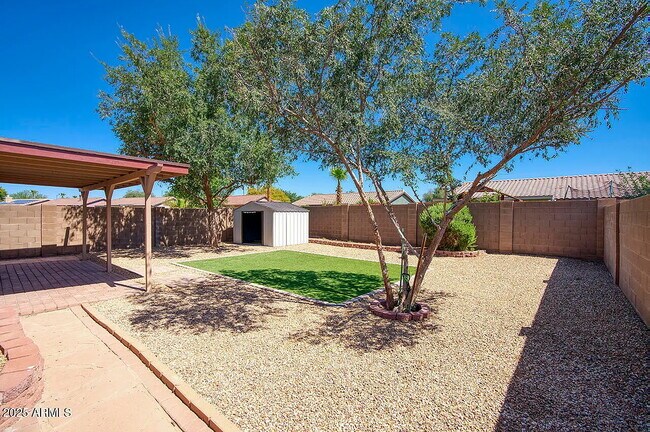 Building Photo - 15020 W Watson Ln