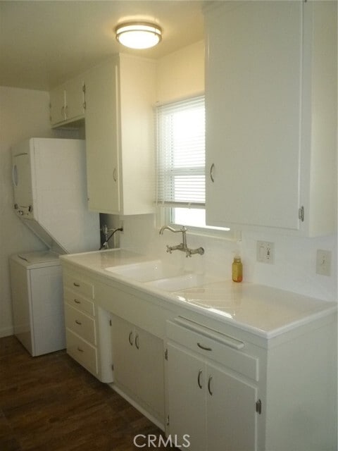 Building Photo - 712 Sartori Ave