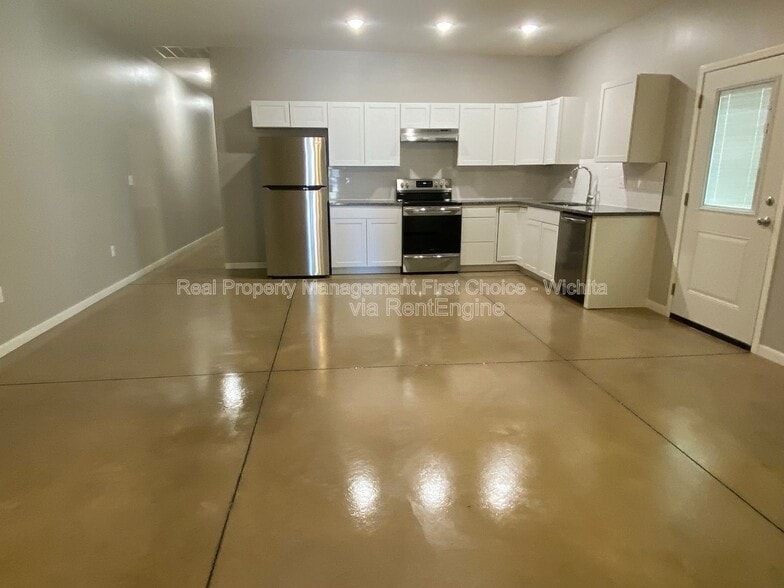 Building Photo - 1813 N Madison Ave