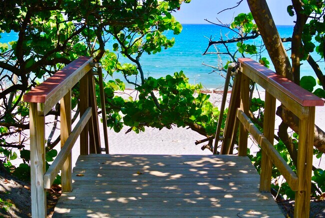 Building Photo - 121 Ocean Cove Dr