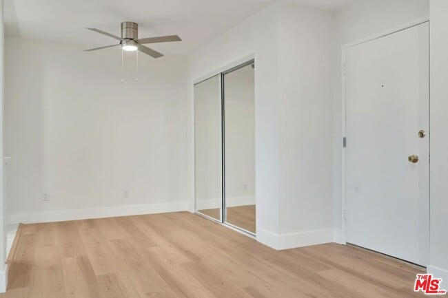 Building Photo - 1477 S Canfield Ave