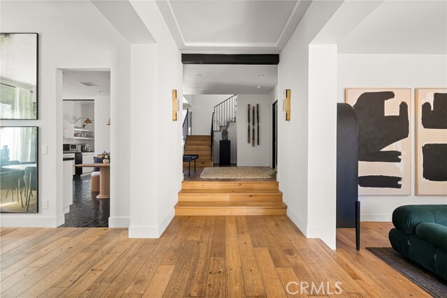 Building Photo - 5115 Los Feliz Blvd