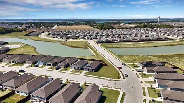 Building Photo - 5906 Wedgemere Dr