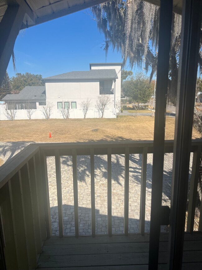 Building Photo - 1769 Fairview Shores Dr