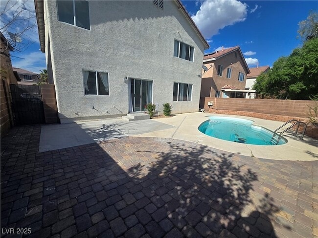 Building Photo - 9893 Canyon Peak Dr