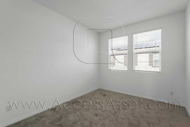 Building Photo - Dreamy 2-Story, 3 Bed/2.5 Baths Townhome In New Community!