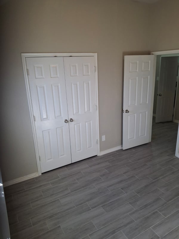 Building Photo - 6805 Terbet Ct