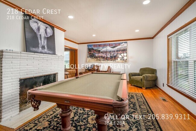 Building Photo - 218 Cedar Crest