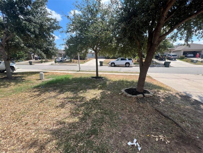 Building Photo - 476 Nottingham Loop