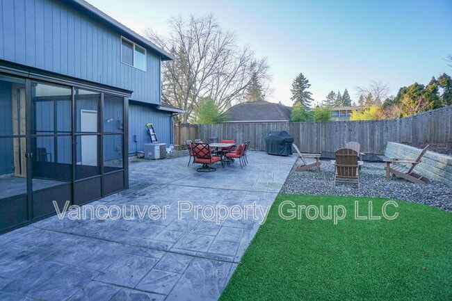 Building Photo - 2821 SE 138th Loop