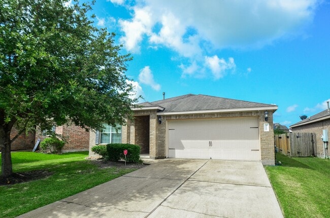 Primary Photo - 2122 Platinum Mist Dr