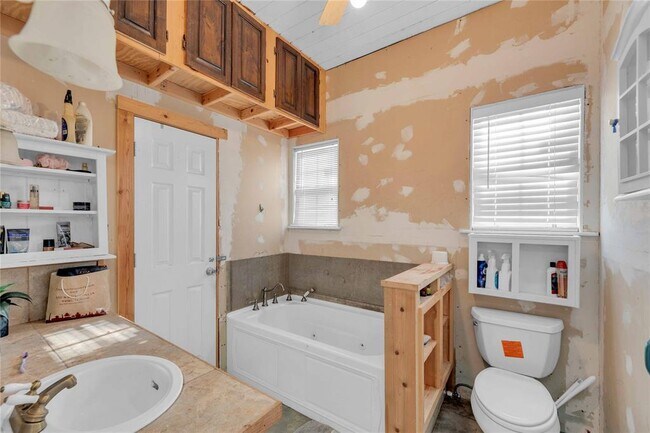 Building Photo - 20235 Engelmann Ln