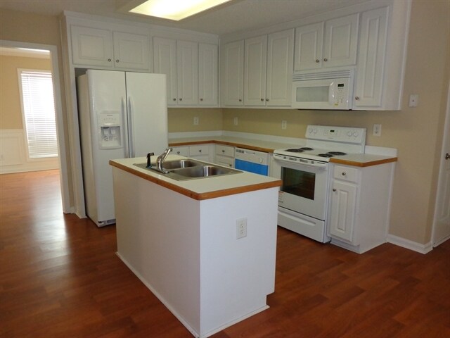 Building Photo - 1633 Amalie Drive