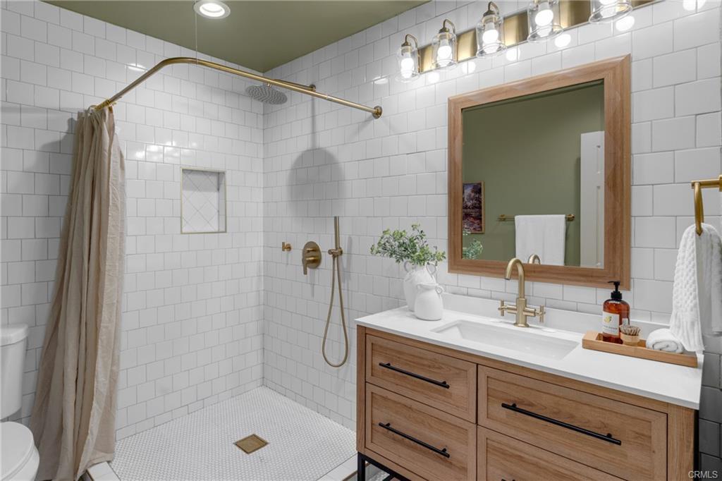 Building Photo - 1123 E Ocean Blvd