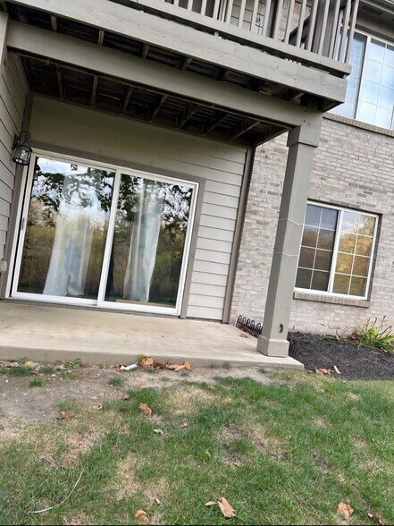 Building Photo - 233 Legends Creek Pl