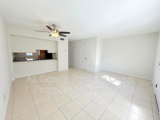 Primary Photo - 875 Fairview Dr