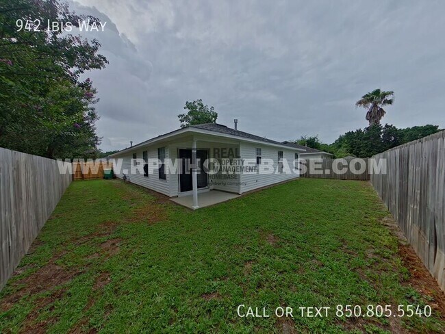 Building Photo - 942 Ibis Way