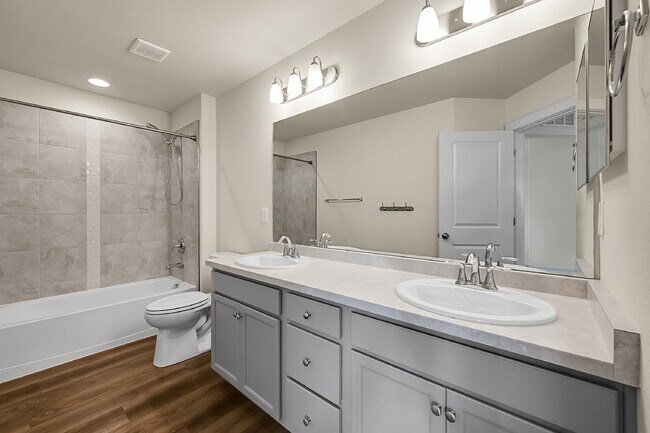 Building Photo - $2,650 - 3 Bed, 2.5 Bath Home in Co Spring...