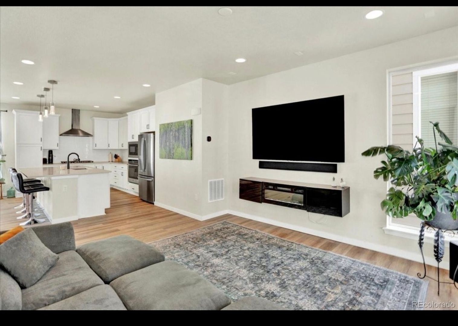 Building Photo - 11205 W 53rd Ln