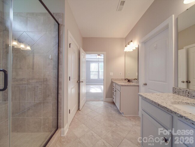 Building Photo - 14021 Goldenrod Trace Rd