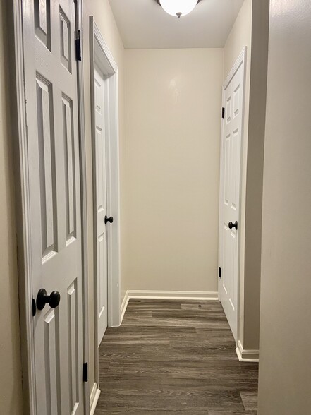 Hallway - 2146 Washtenaw Ave