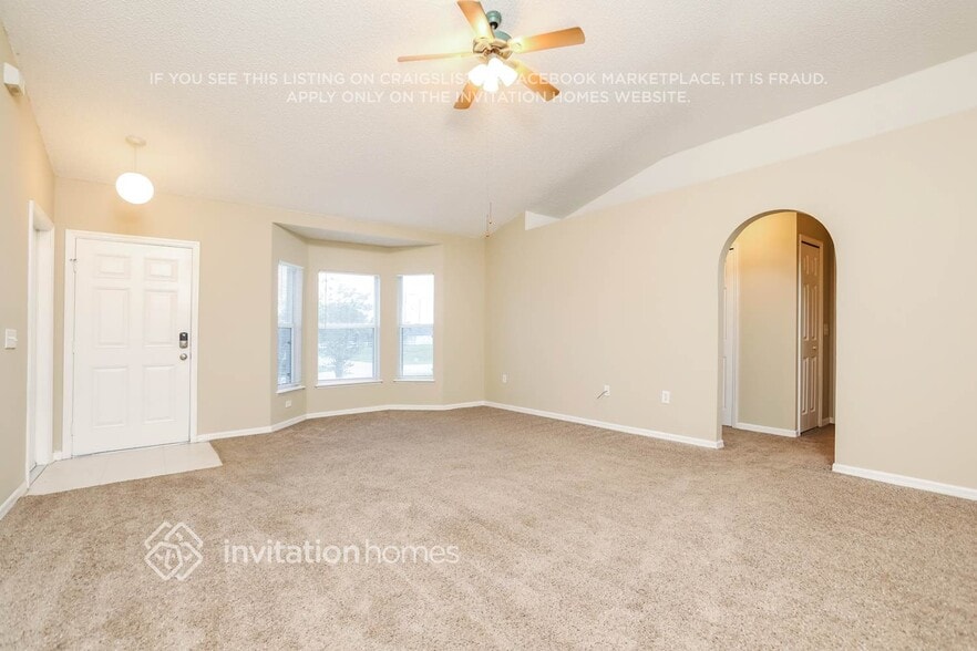 Building Photo - 2589 Auburndale St