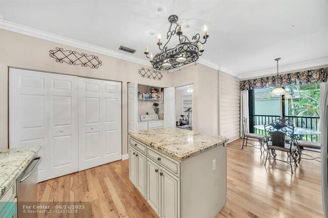 Building Photo - 7644 Elm Ridge Dr