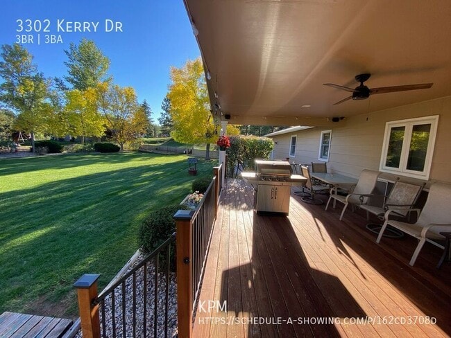 Building Photo - 3302 Kerry Dr