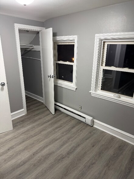 Building Photo - 10 Sacramento St